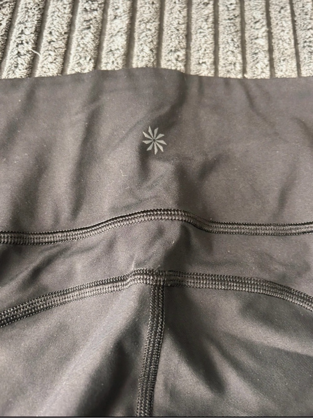 Athleta Black Capri Women's Leggings Size XS
